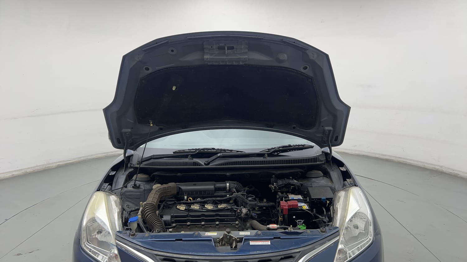Used 2016 Maruti Suzuki Baleno Delta 1.2 Petrol Manual engine ENGINE & BONNET OPEN FRONT VIEW