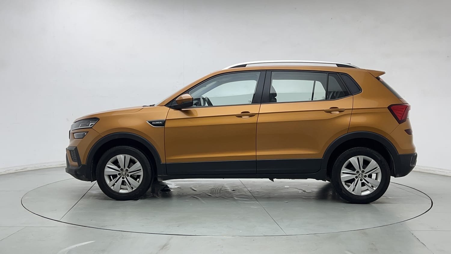 2021 Skoda Kushaq Ambition 1.0L TSI MT-1
