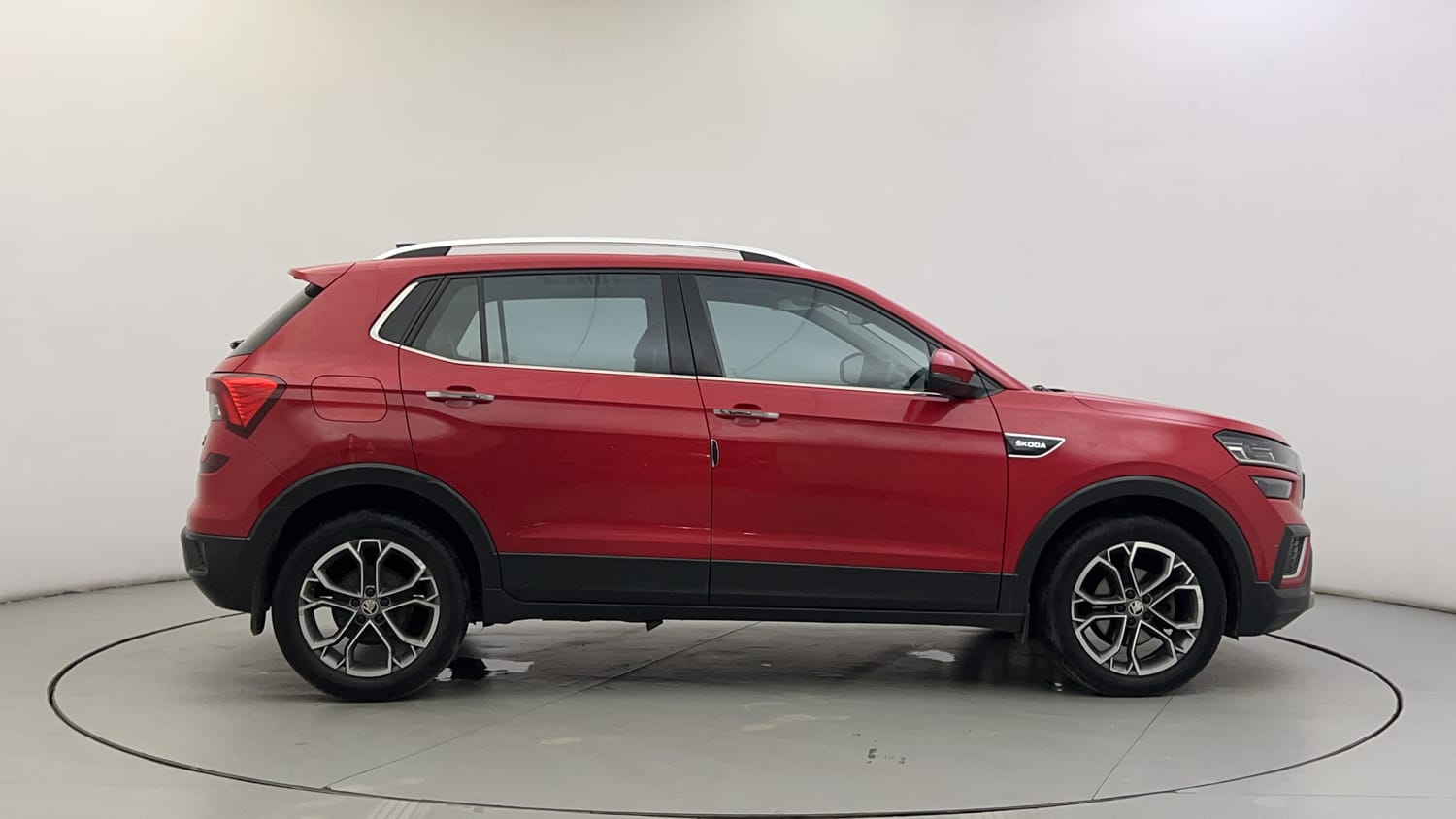 Used 2021 Skoda Kushaq Style 1.0L TSI MT Petrol Manual exterior RIGHT SIDE VIEW