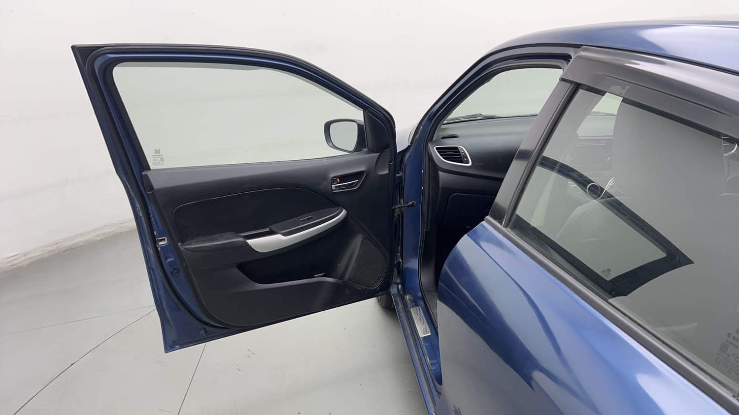 Used 2016 Maruti Suzuki Baleno Delta 1.2 Petrol Manual interior LEFT FRONT DOOR OPEN VIEW