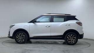 Used 2024 Mahindra XUV400 EL 39.4 KWH Dual Tone Electric Automatic exterior LEFT SIDE VIEW