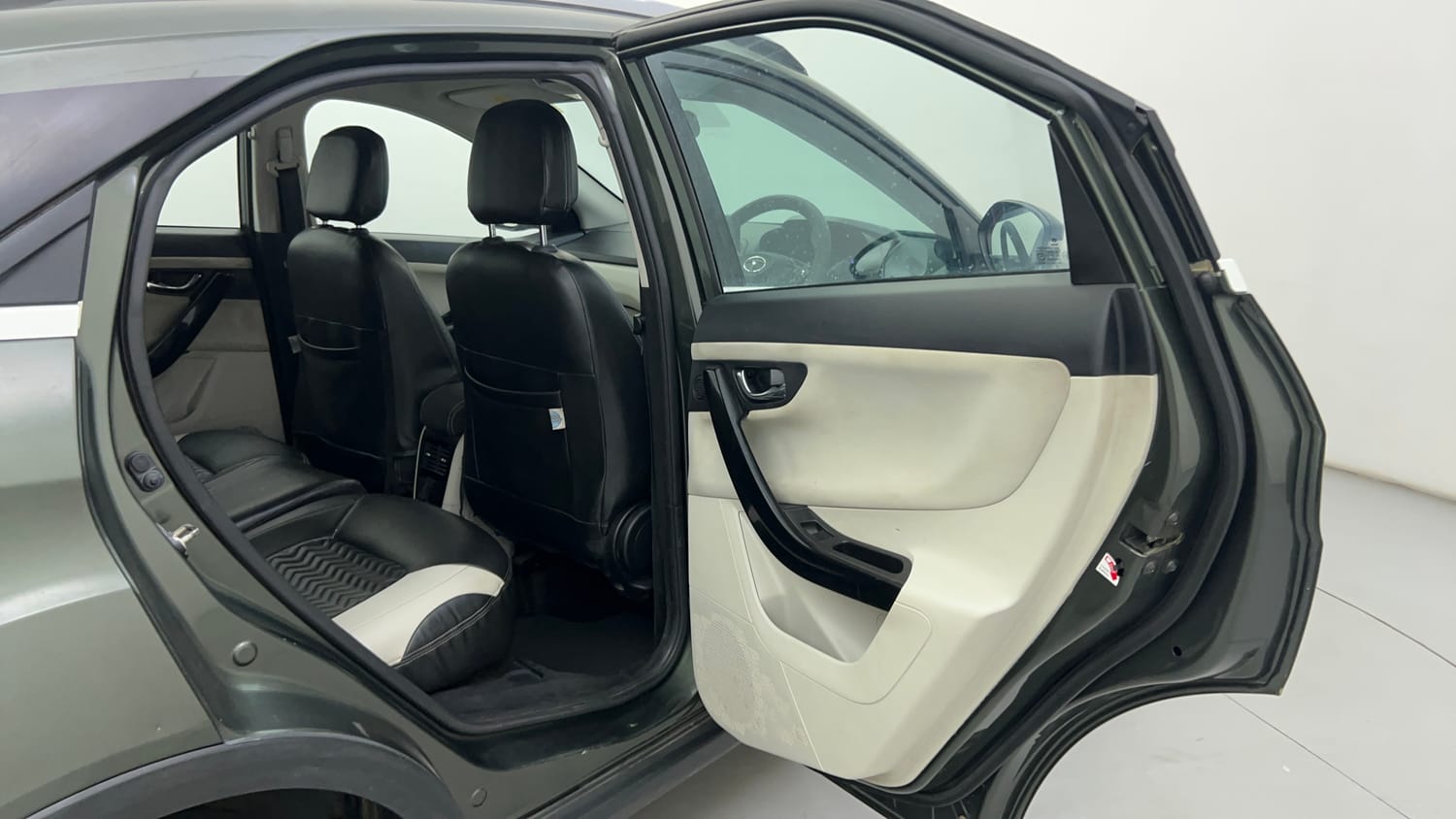 Used 2022 Tata Nexon XZA Plus Diesel Diesel Automatic interior RIGHT SIDE REAR DOOR CABIN VIEW