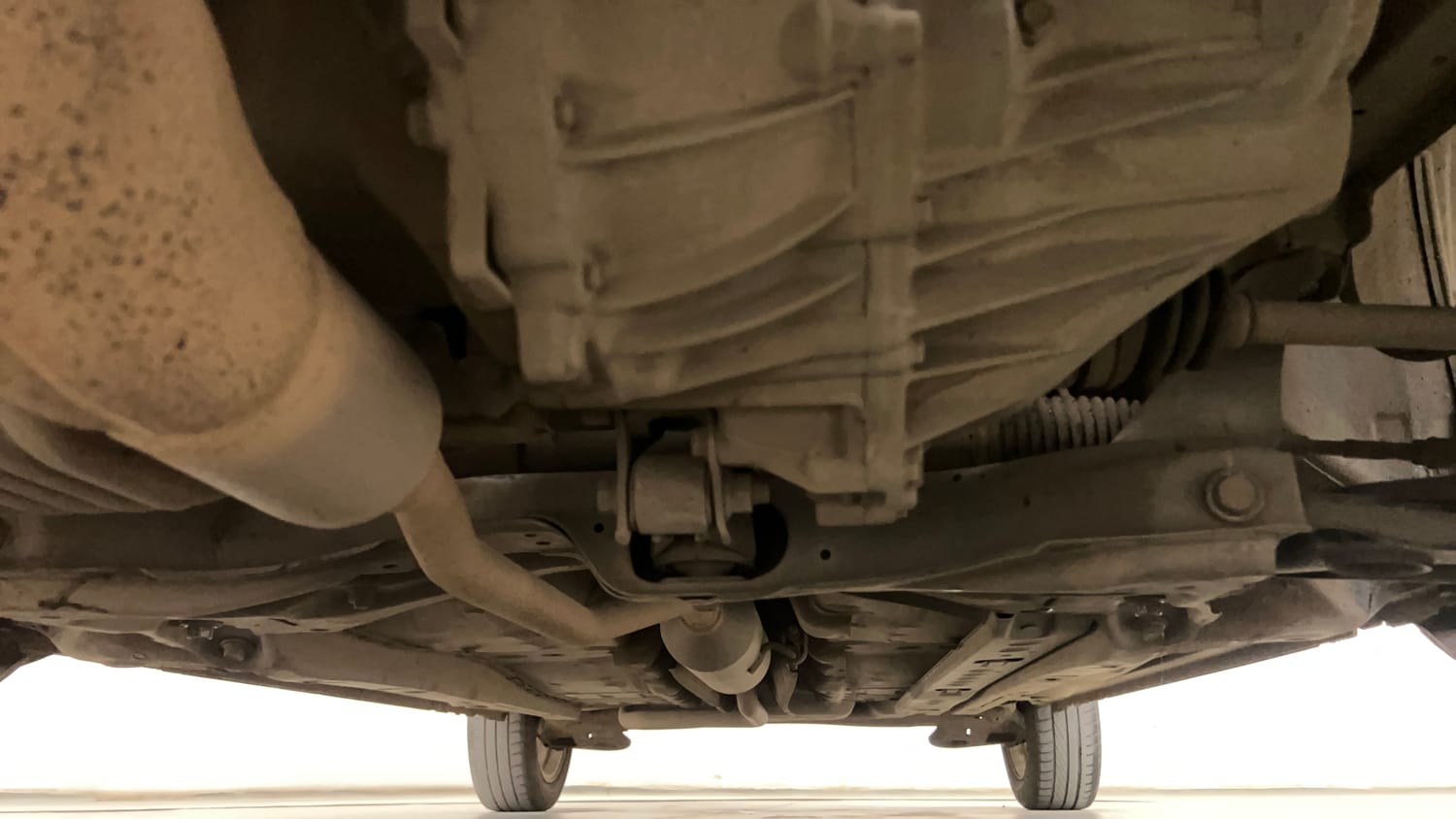 Used 2015 Toyota Etios VX Petrol Manual extra FRONT LEFT UNDERBODY VIEW