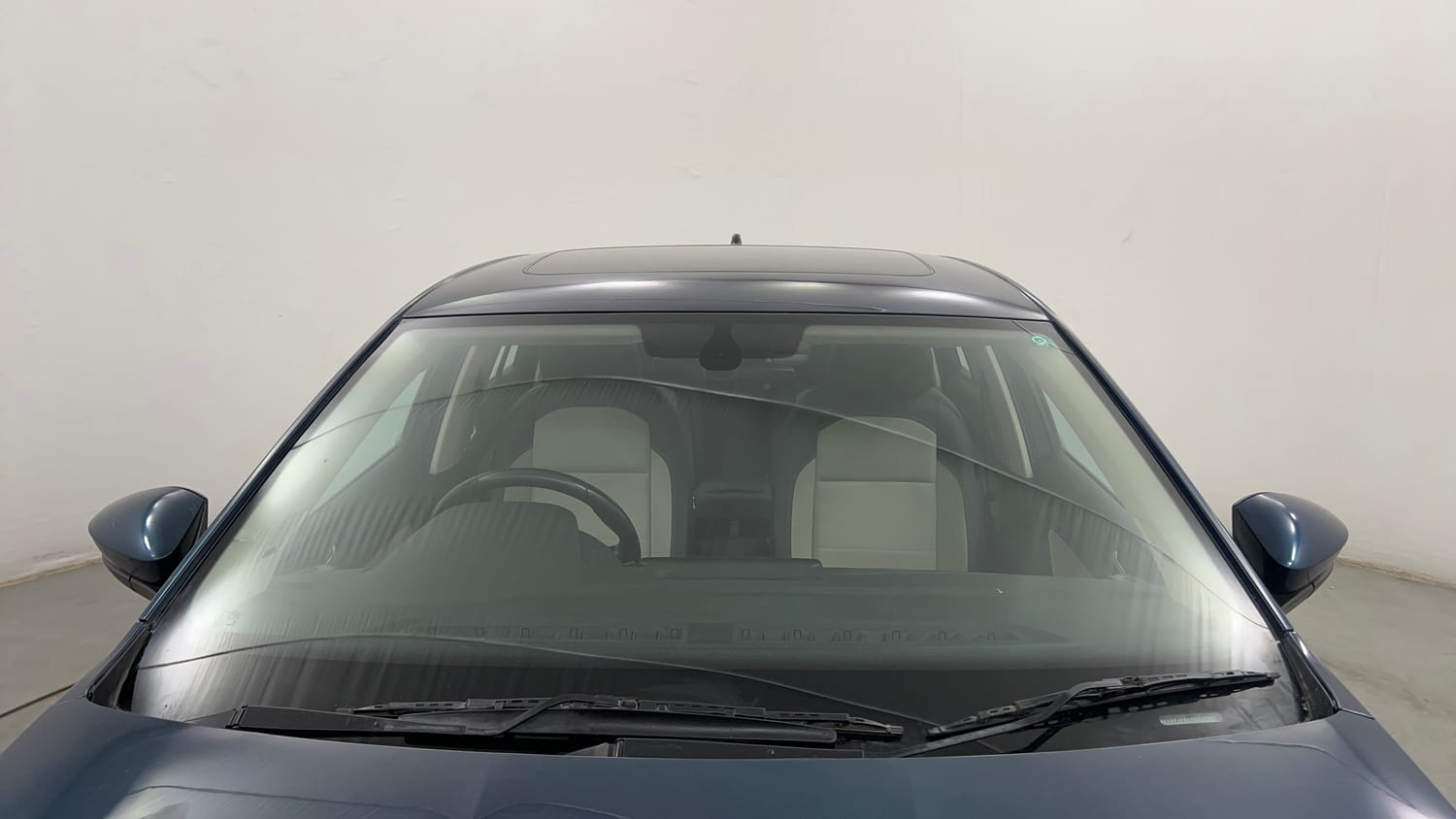 Used 2025 Skoda Slavia Style 1.0L TSI MT Petrol Manual exterior FRONT WINDSHIELD VIEW