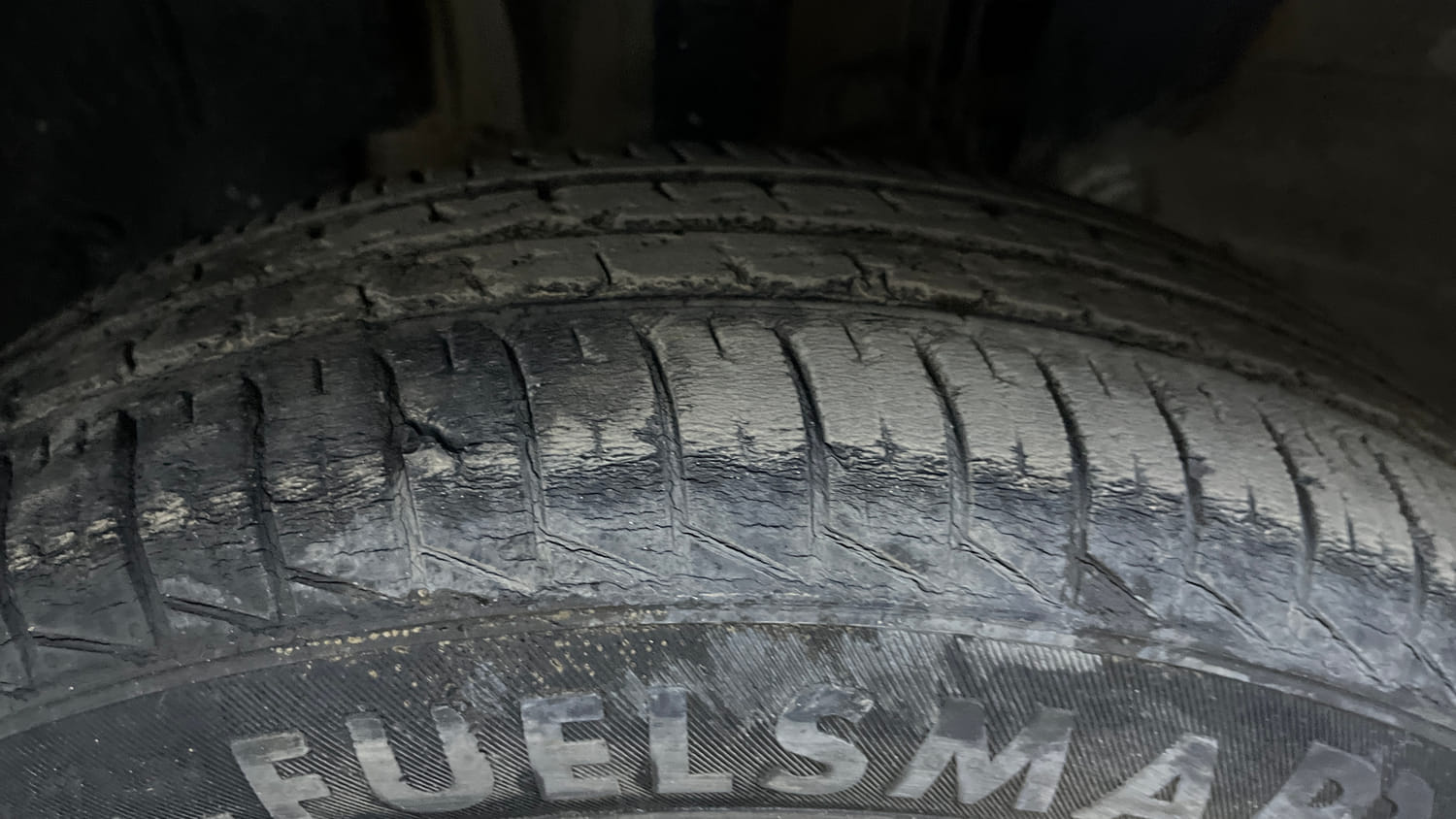 Used 2022 Renault Triber RXL Petrol Manual tyres LEFT FRONT TYRE TREAD VIEW