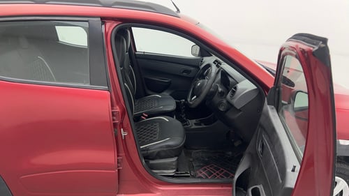 Used 2017 Renault Kwid 1.0 RXT Petrol Manual interior RIGHT SIDE FRONT DOOR CABIN VIEW