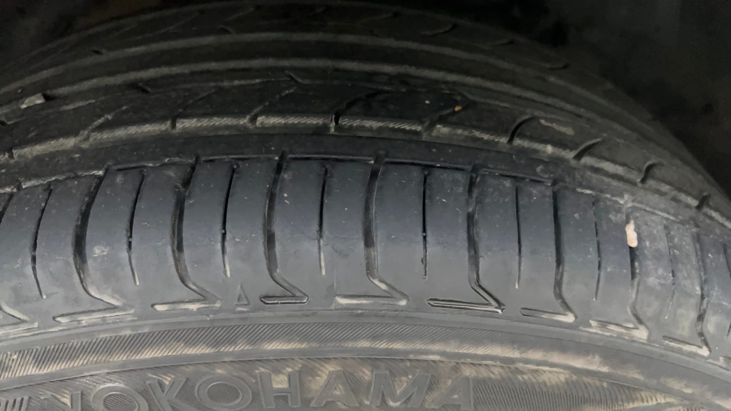 Used 2022 Tata Nexon XZA Plus Diesel Diesel Automatic tyres RIGHT FRONT TYRE TREAD VIEW