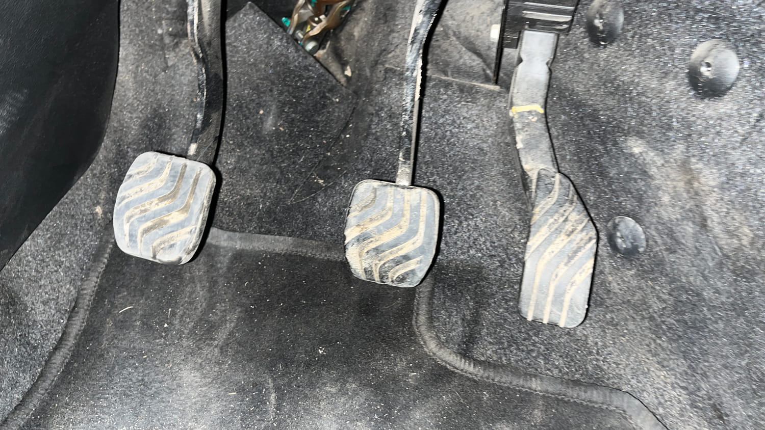 Used 2022 Renault Triber RXL Petrol Manual interior PEDALS VIEW