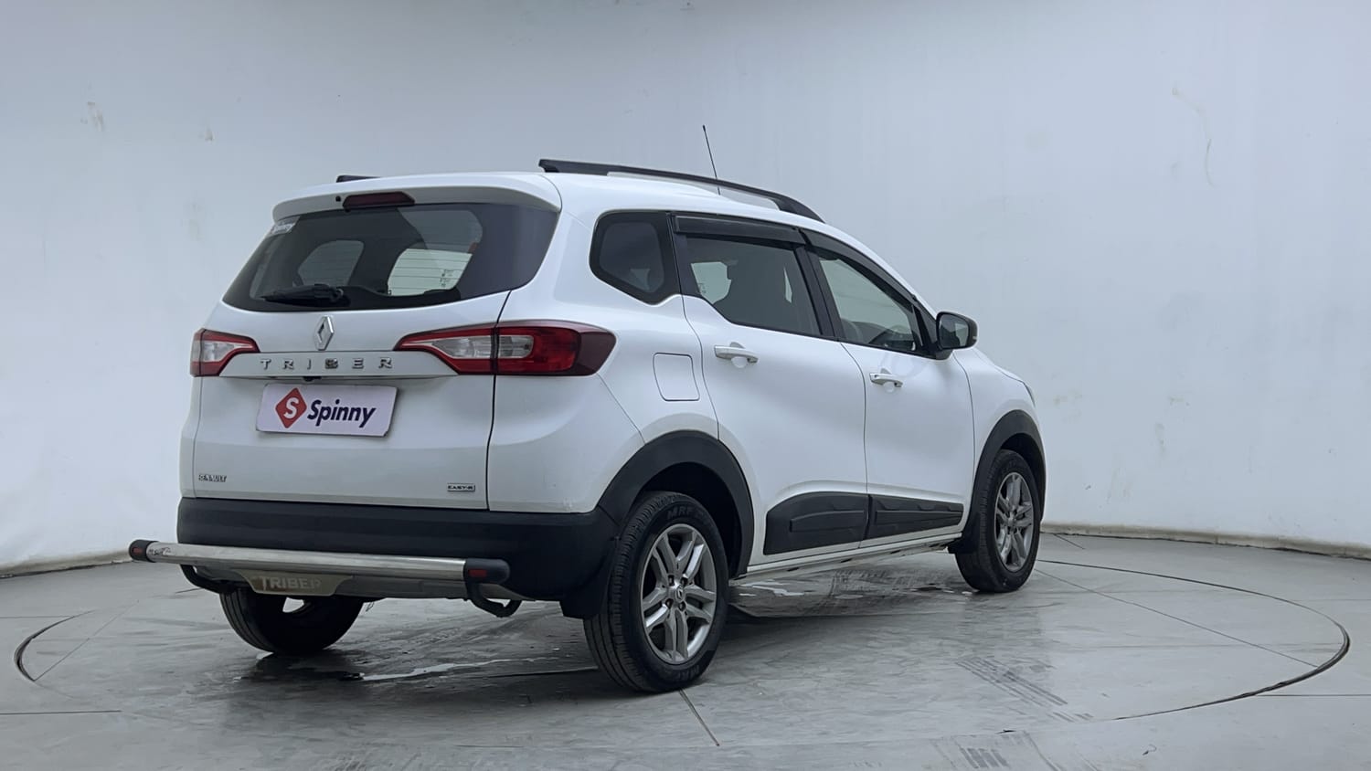 Used 2022 Renault Triber RXZ EASY-R AMT Petrol Automatic exterior RIGHT REAR CORNER VIEW