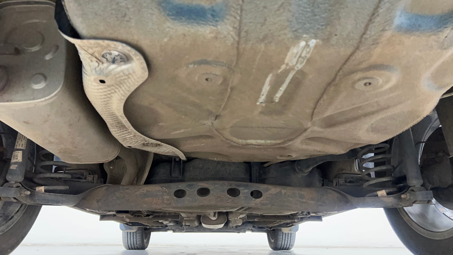 Used 2025 Skoda Slavia Style 1.0L TSI MT Petrol Manual extra REAR UNDERBODY VIEW (TAKEN FROM REAR)