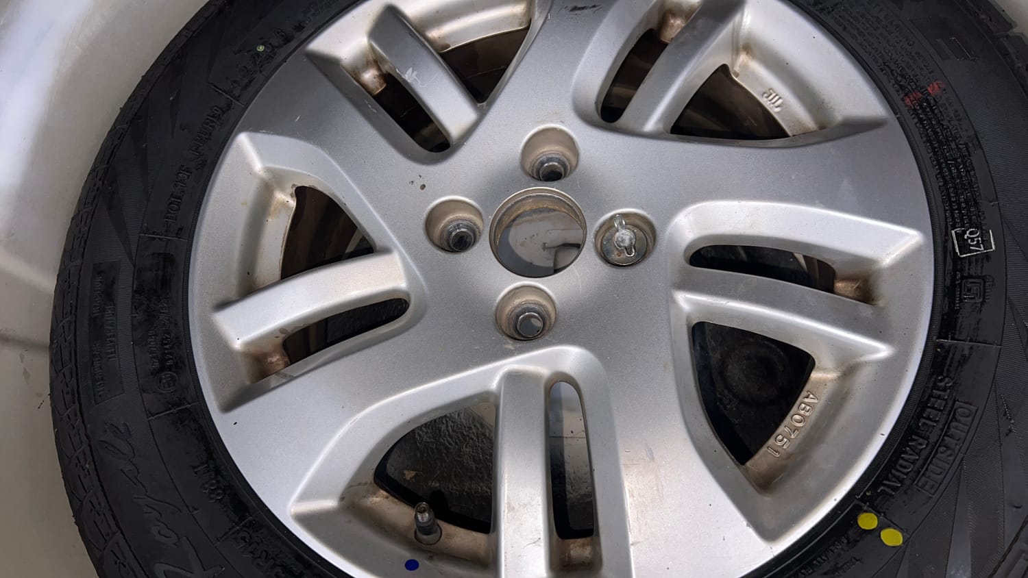 Used 2012 Maruti Suzuki Swift Dzire ZXI Petrol Manual tyres SPARE TYRE VIEW