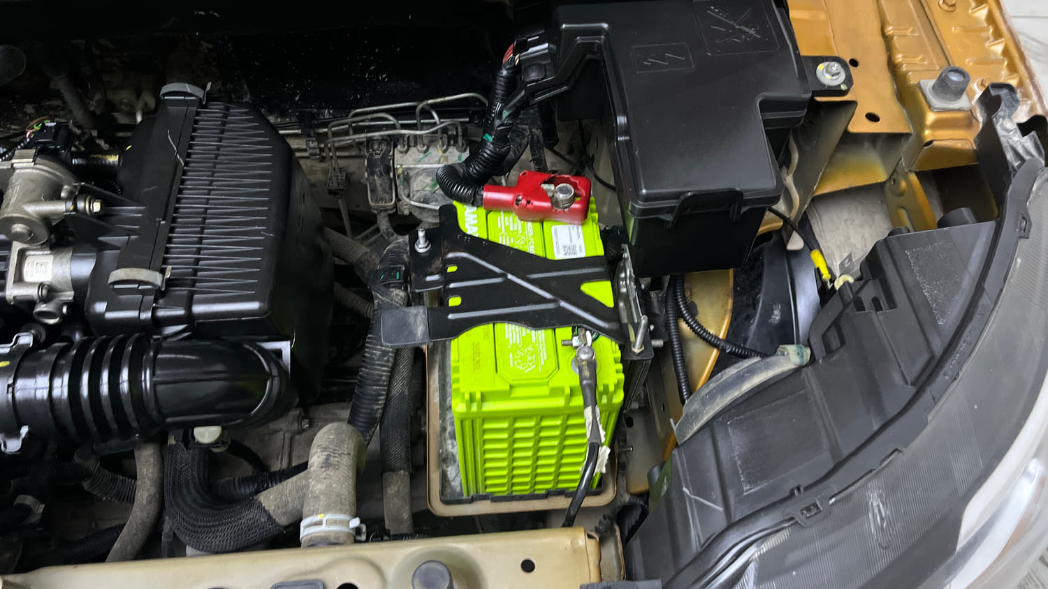 Used 2022 Renault Triber RXL Petrol Manual engine ENGINE LEFT SIDE VIEW