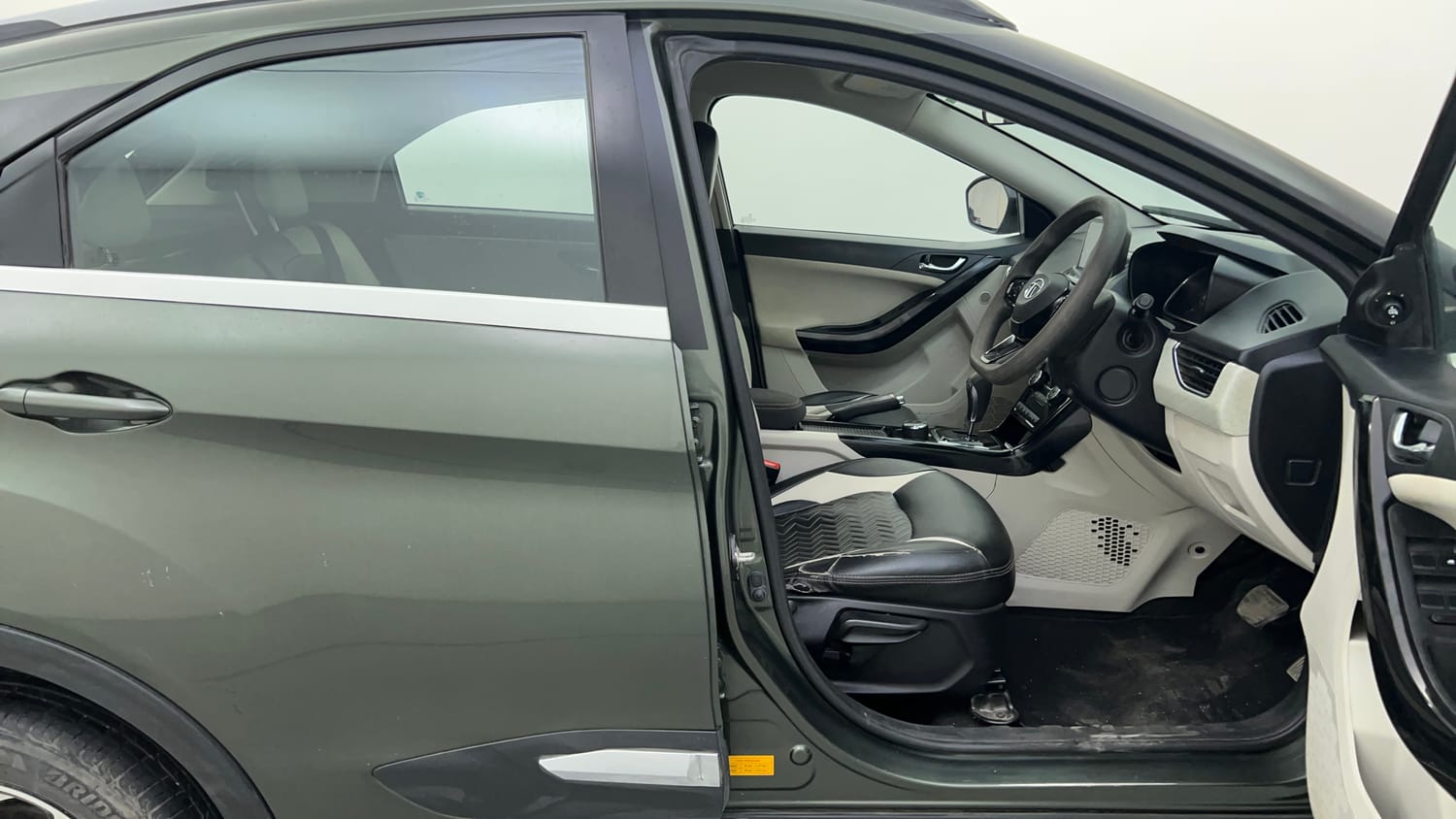 Used 2022 Tata Nexon XZA Plus Diesel Diesel Automatic interior RIGHT SIDE FRONT DOOR CABIN VIEW