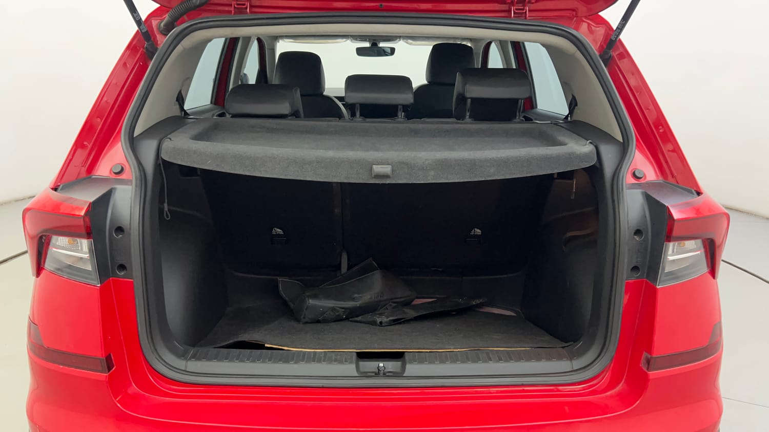 Used 2021 Skoda Kushaq Style 1.0L TSI MT Petrol Manual interior DICKY INSIDE VIEW