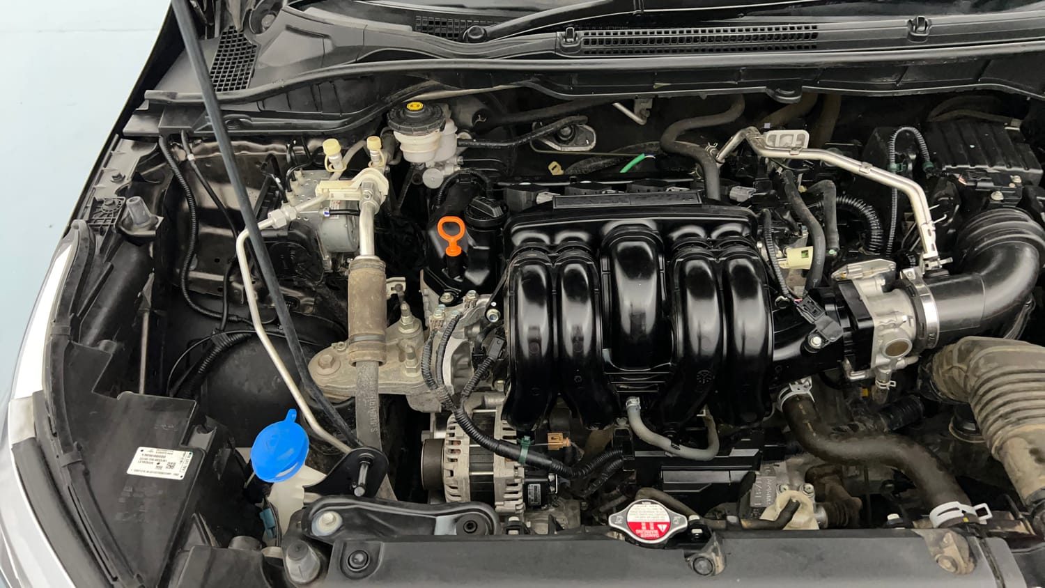 Used 2023 Honda City V Petrol MT Petrol Manual engine ENGINE RIGHT SIDE VIEW