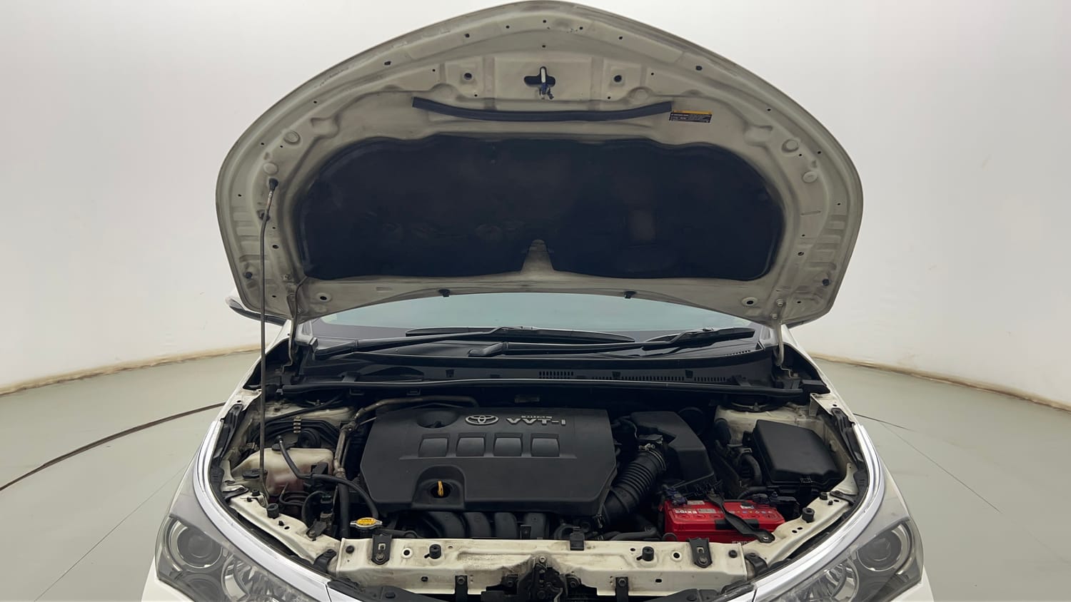 Used 2017 Toyota Corolla Altis G Petrol Petrol Manual engine ENGINE & BONNET OPEN FRONT VIEW