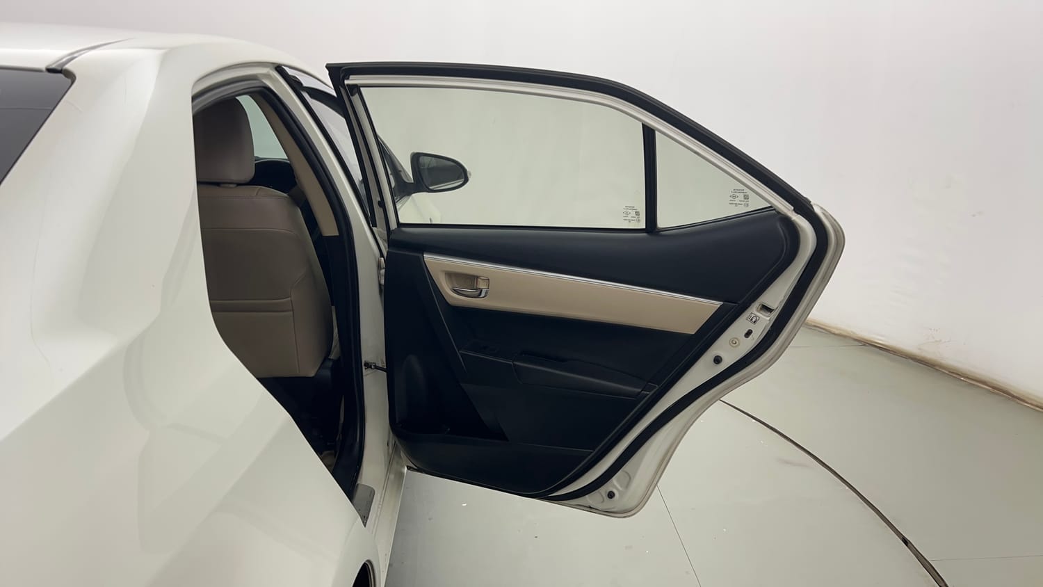 Used 2017 Toyota Corolla Altis G Petrol Petrol Manual interior RIGHT REAR DOOR OPEN VIEW