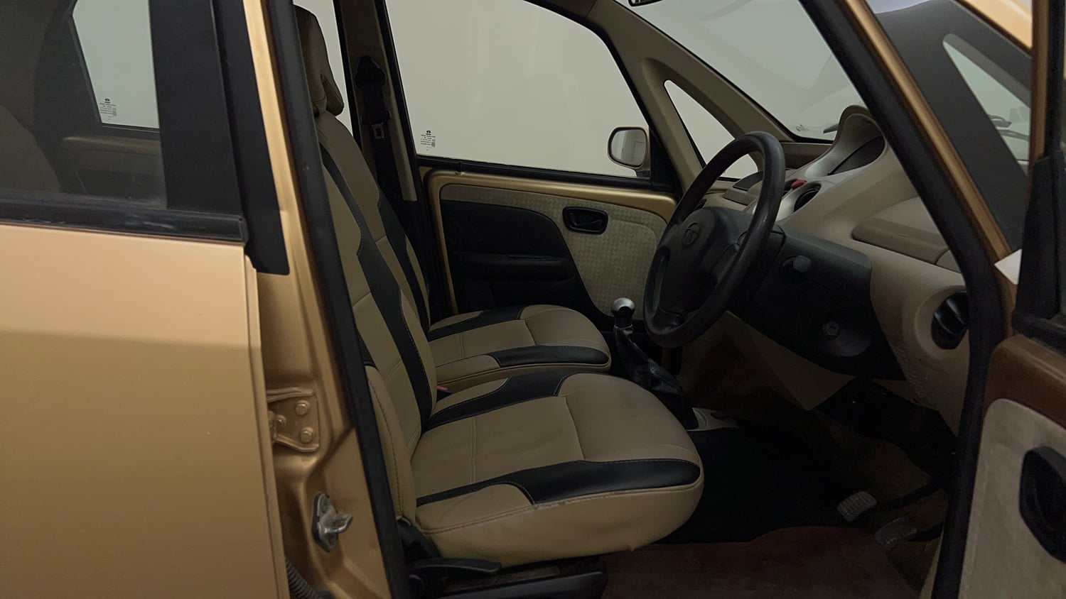 Used 2014 Tata Nano Twist XT Petrol Manual interior RIGHT SIDE FRONT DOOR CABIN VIEW