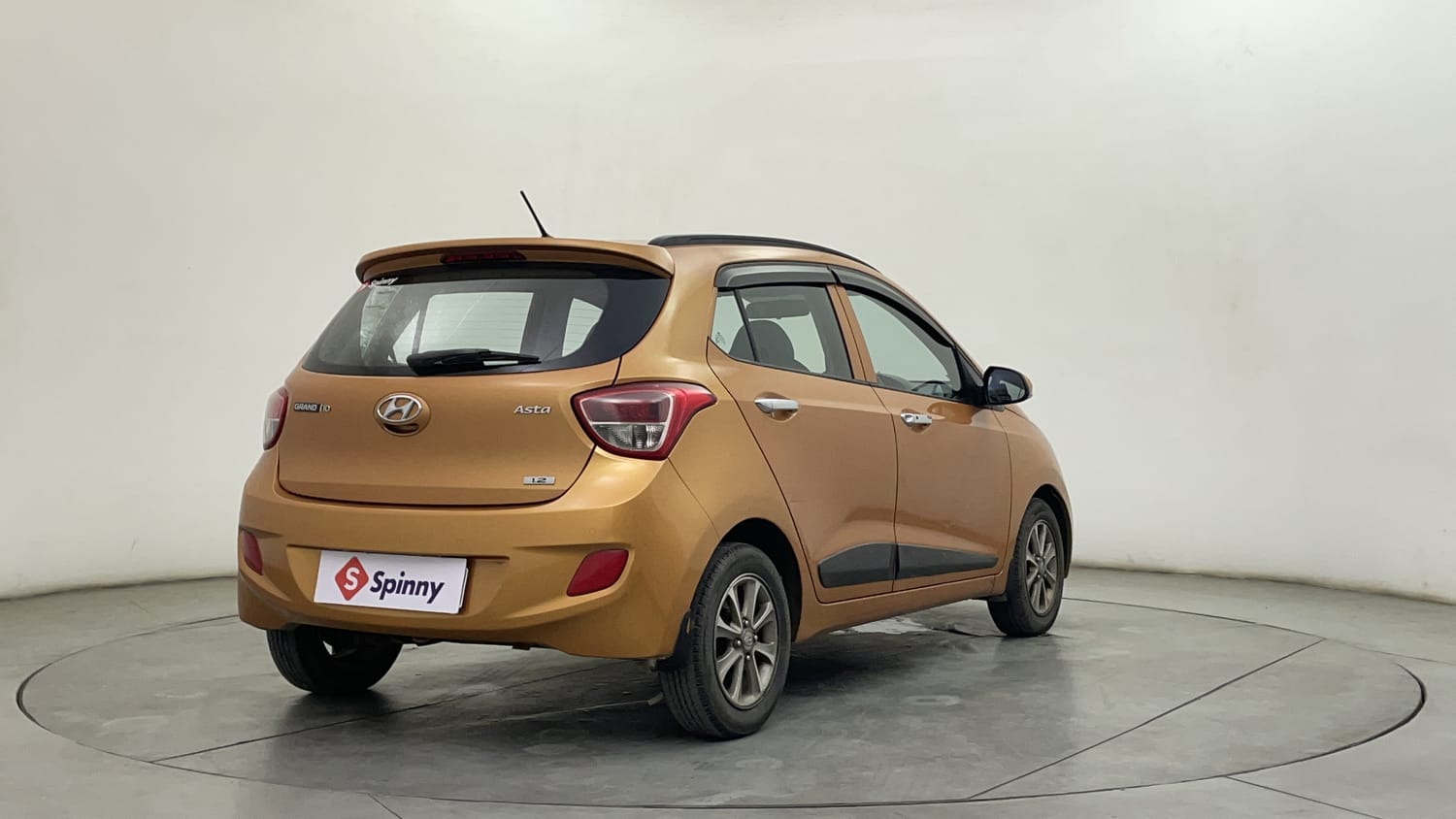 Used 2016 Hyundai Grand i10 Asta 1.2 Kappa VTVT (O) Petrol Manual exterior RIGHT REAR CORNER VIEW