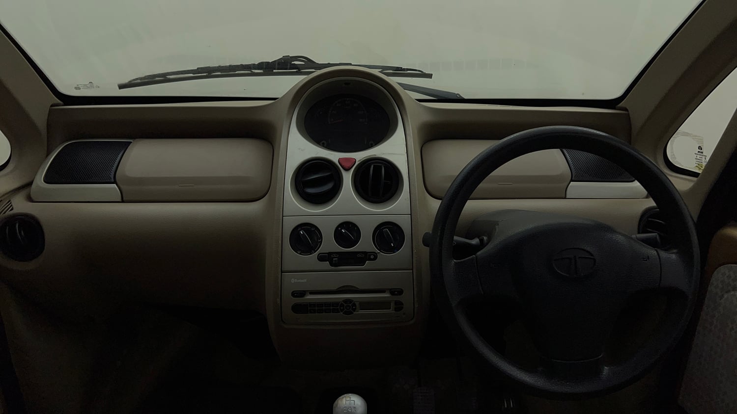 Used 2014 Tata Nano Twist XT Petrol Manual interior MUSIC SYSTEM & AC CONTROL VIEW