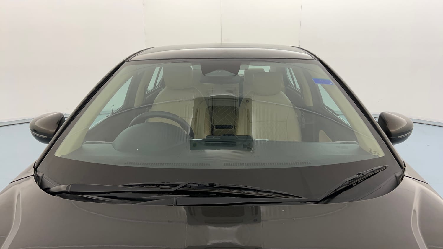Used 2023 Honda City V Petrol MT Petrol Manual exterior FRONT WINDSHIELD VIEW