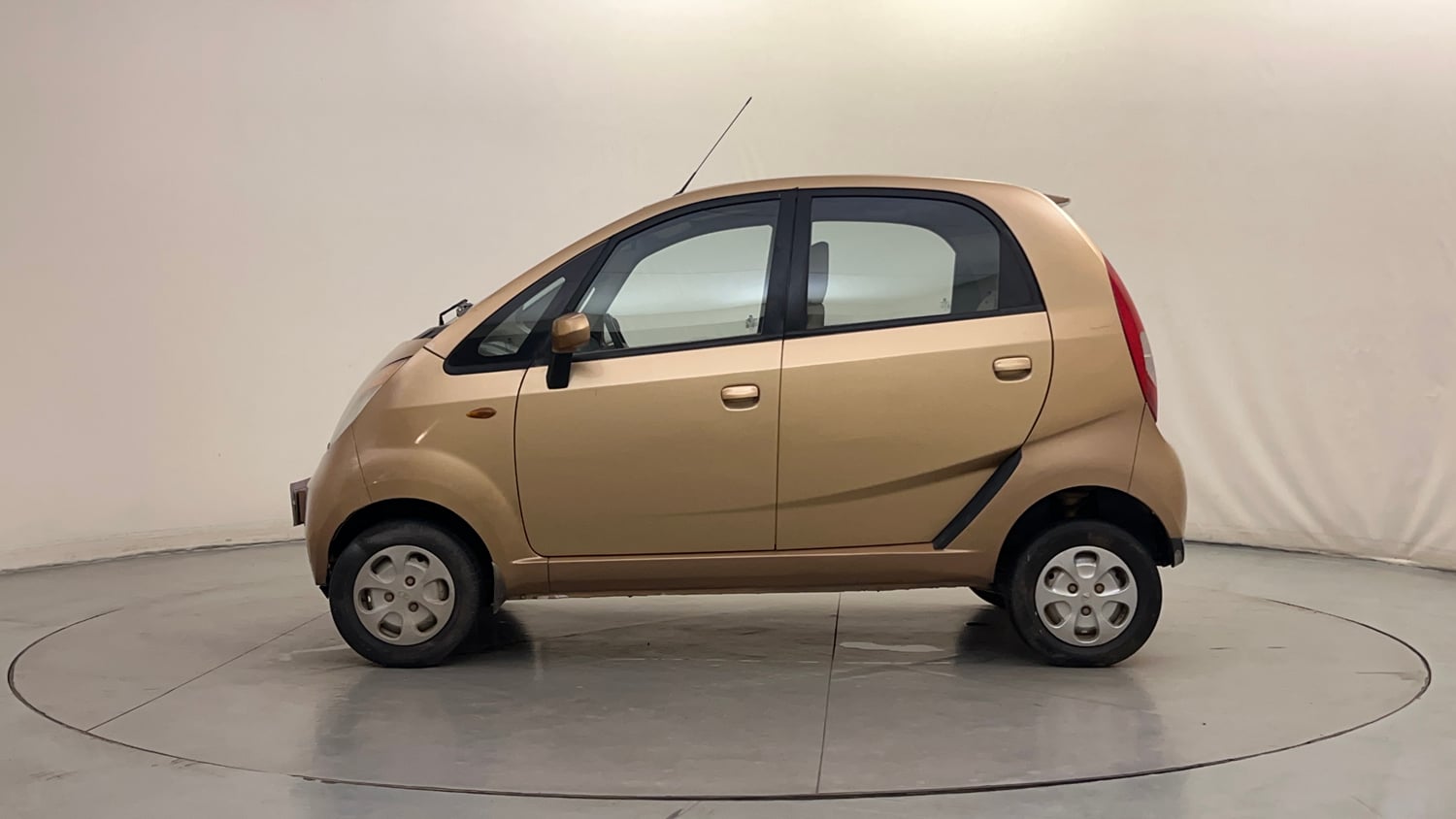 Used 2014 Tata Nano Twist XT Petrol Manual exterior LEFT SIDE VIEW