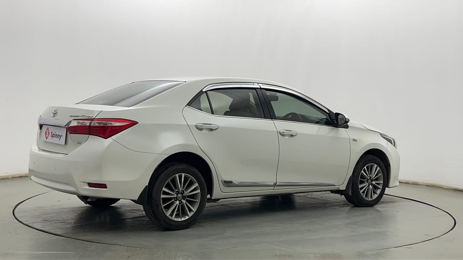 Used 2017 Toyota Corolla Altis G Petrol Petrol Manual exterior RIGHT REAR CORNER VIEW