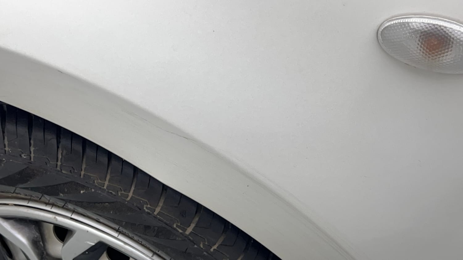 Used 2023 Maruti Suzuki Swift LXi Petrol Manual dents MINOR DENT