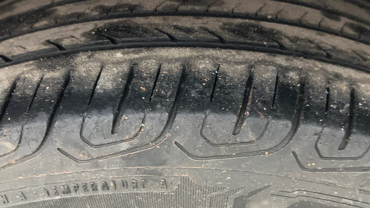 Used 2017 Toyota Corolla Altis G Petrol Petrol Manual tyres LEFT REAR TYRE TREAD VIEW