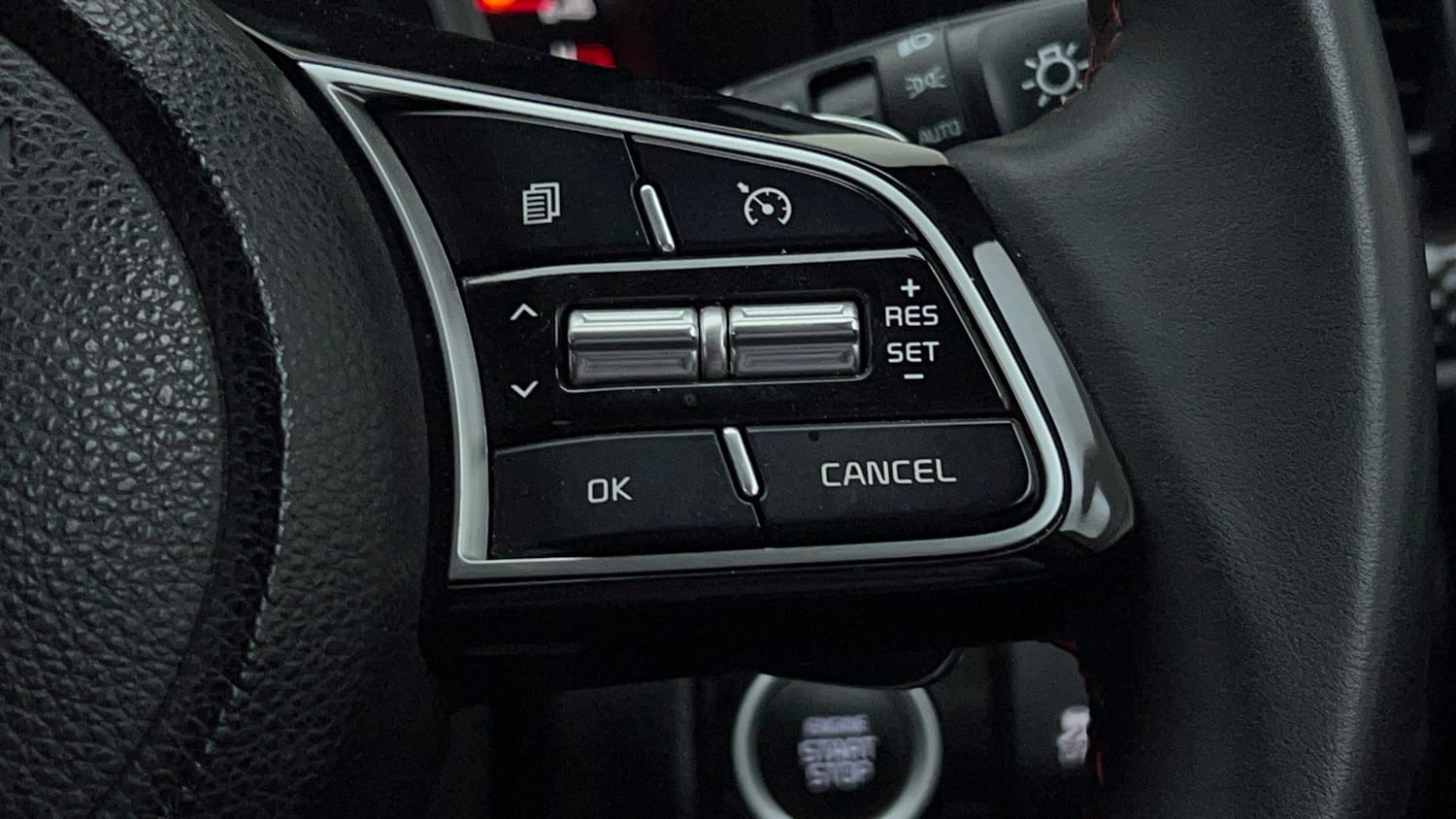 2023 Kia Sonet GTX Plus 1.0 Turbo Petrol DCT-41