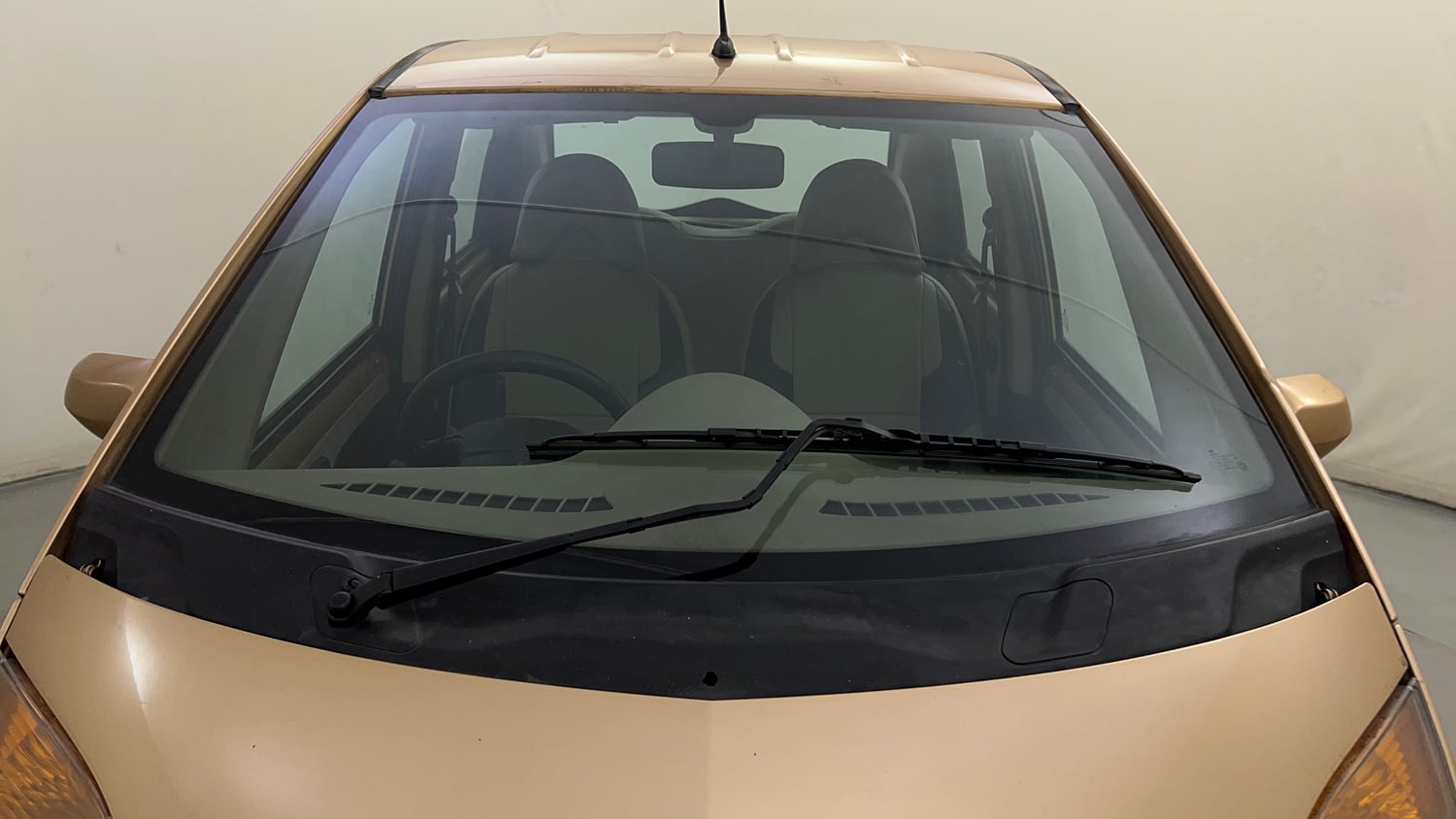 Used 2014 Tata Nano Twist XT Petrol Manual exterior FRONT WINDSHIELD VIEW