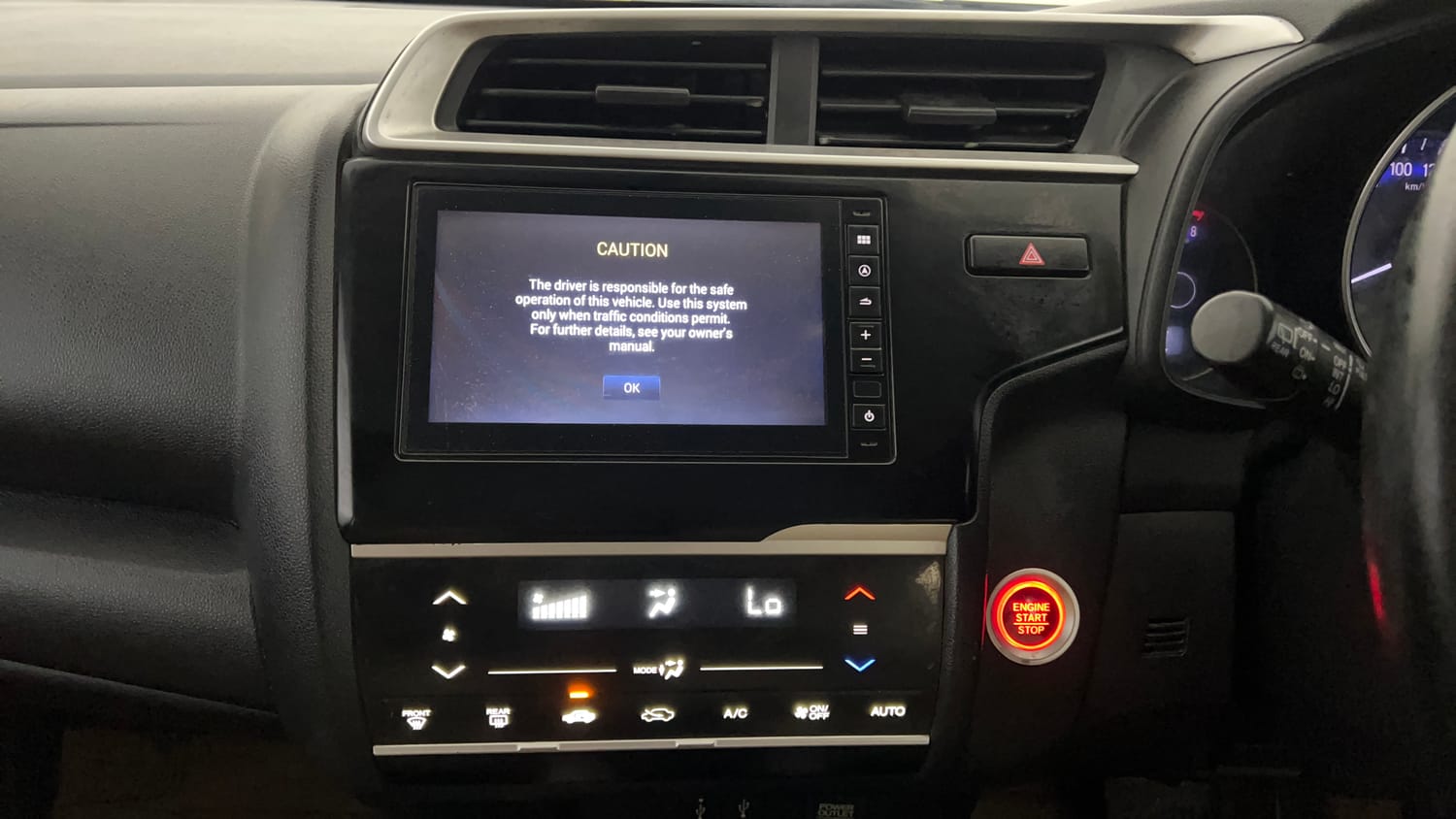 Used 2019 Honda Jazz VX CVT Petrol Petrol Automatic interior MUSIC SYSTEM & AC CONTROL VIEW