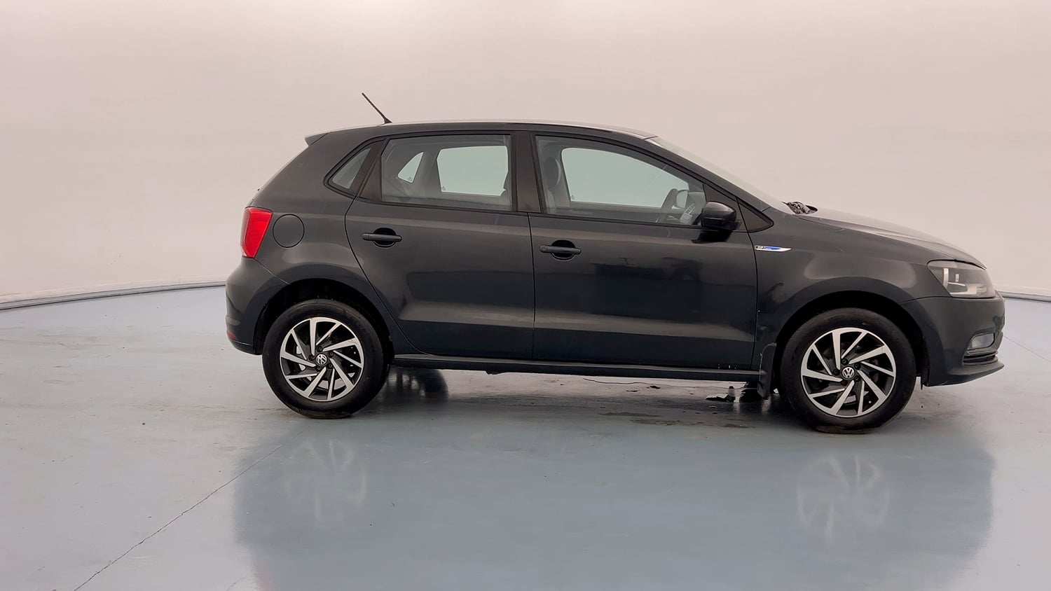 Used 2020 Volkswagen Polo Comfortline 1.0L (P) Petrol Manual exterior RIGHT SIDE VIEW