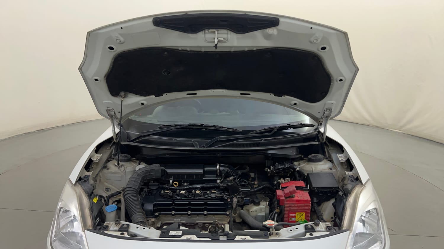 Used 2020 Maruti Suzuki Swift ZXi AMT Petrol Automatic engine ENGINE & BONNET OPEN FRONT VIEW