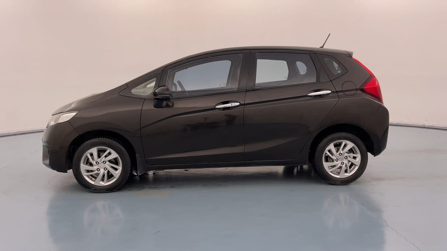 Used 2019 Honda Jazz VX CVT Petrol Petrol Automatic exterior LEFT SIDE VIEW
