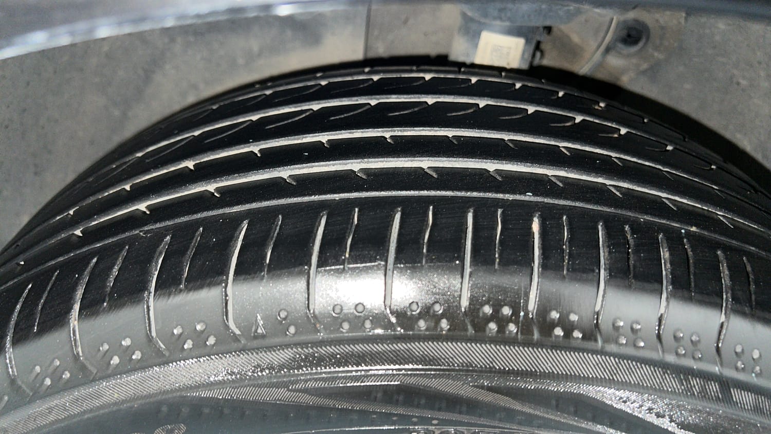 Used 2022 Skoda Octavia Style 2.0 Petrol Automatic tyres LEFT FRONT TYRE TREAD VIEW
