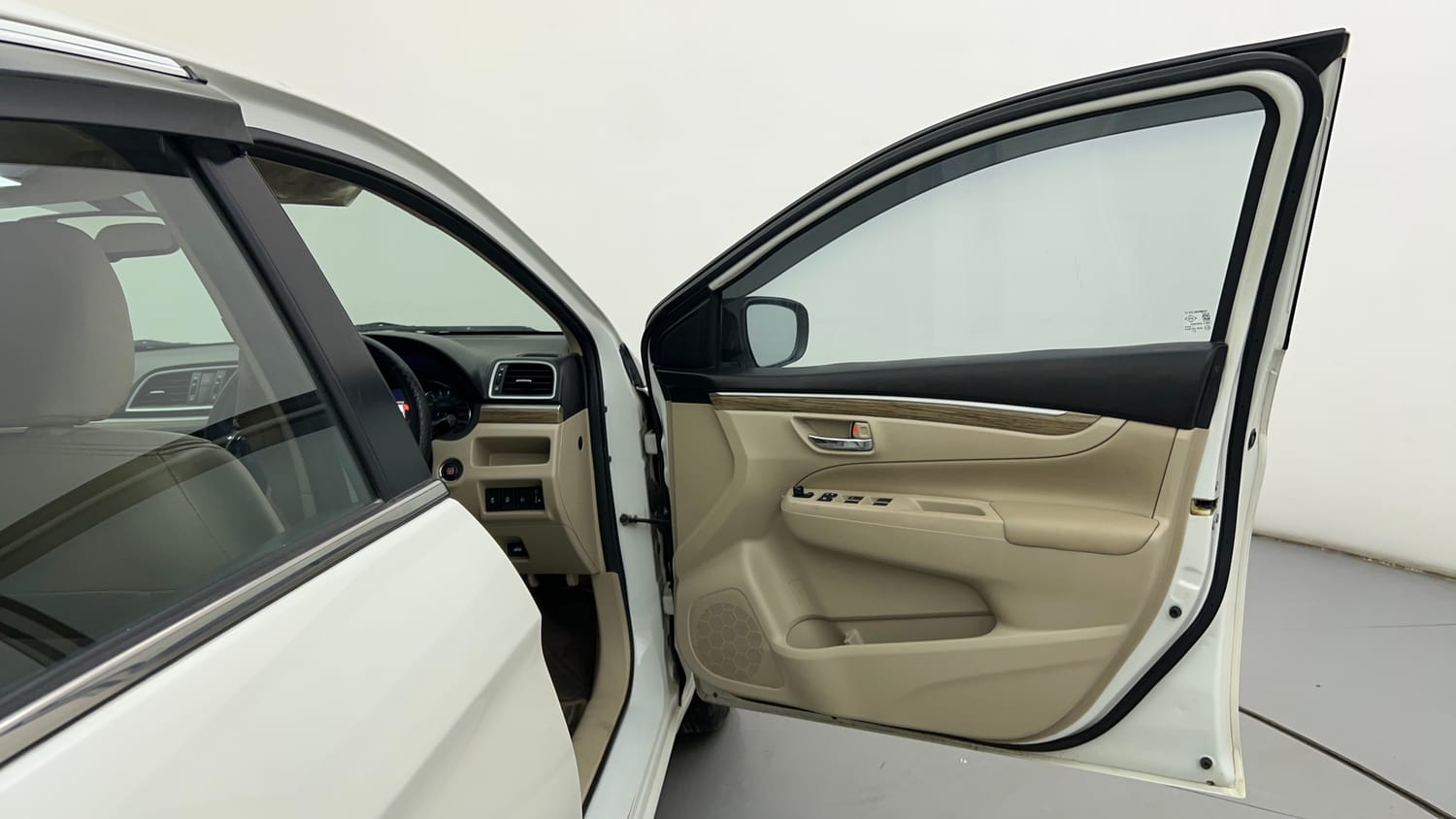 Used 2022 Maruti Suzuki Ciaz Alpha 1.5 AT Petrol Automatic interior RIGHT FRONT DOOR OPEN VIEW