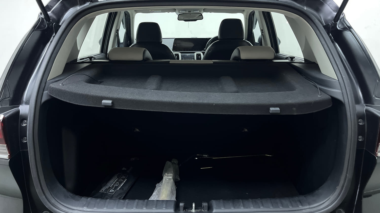 Used 2025 Kia Sonet HTX Plus 1.5 Diesel Manual interior DICKY INSIDE VIEW