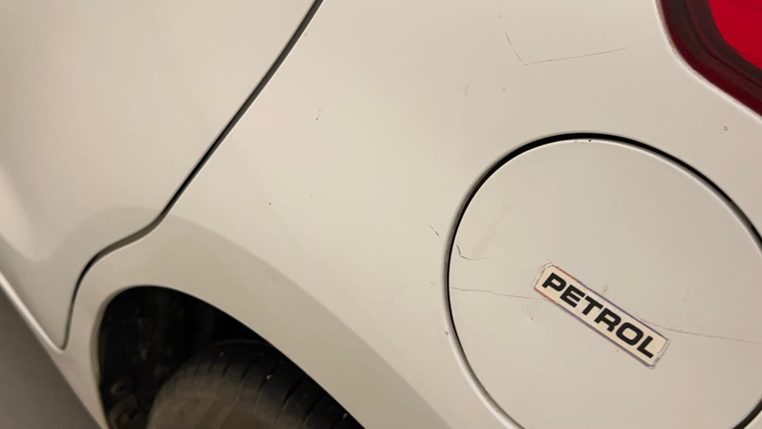 Used 2020 Maruti Suzuki Swift ZXi AMT Petrol Automatic dents MINOR SCRATCH