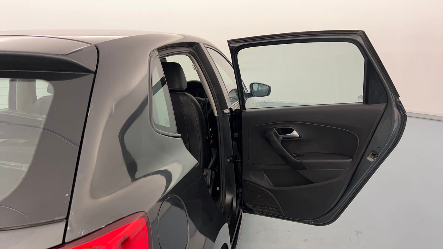 Used 2020 Volkswagen Polo Comfortline 1.0L (P) Petrol Manual interior RIGHT REAR DOOR OPEN VIEW