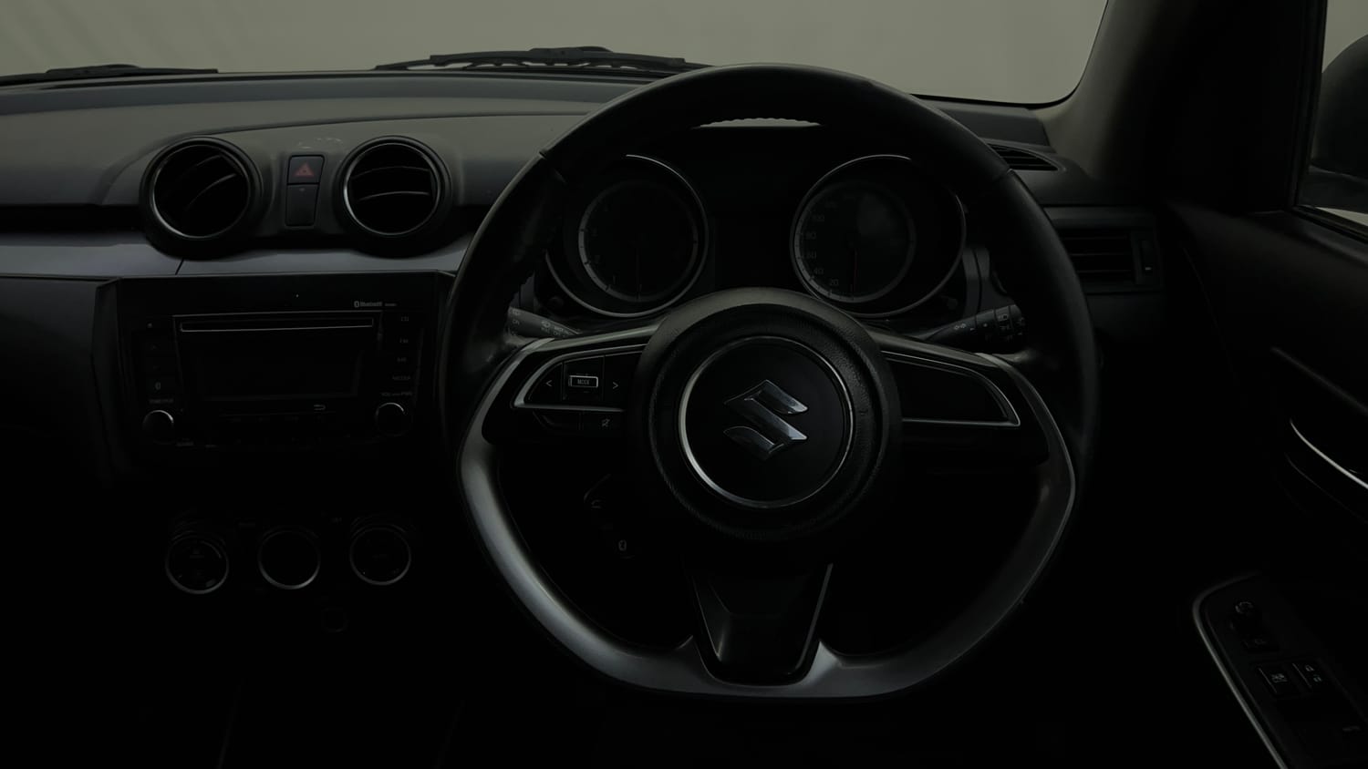 Used 2020 Maruti Suzuki Swift ZXi AMT Petrol Automatic interior STEERING VIEW