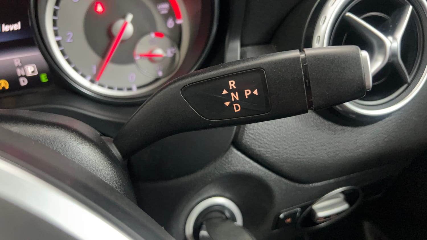 Used 2016 Mercedes-Benz GLA 200 CDI Sport Diesel Automatic interior GEAR  KNOB VIEW