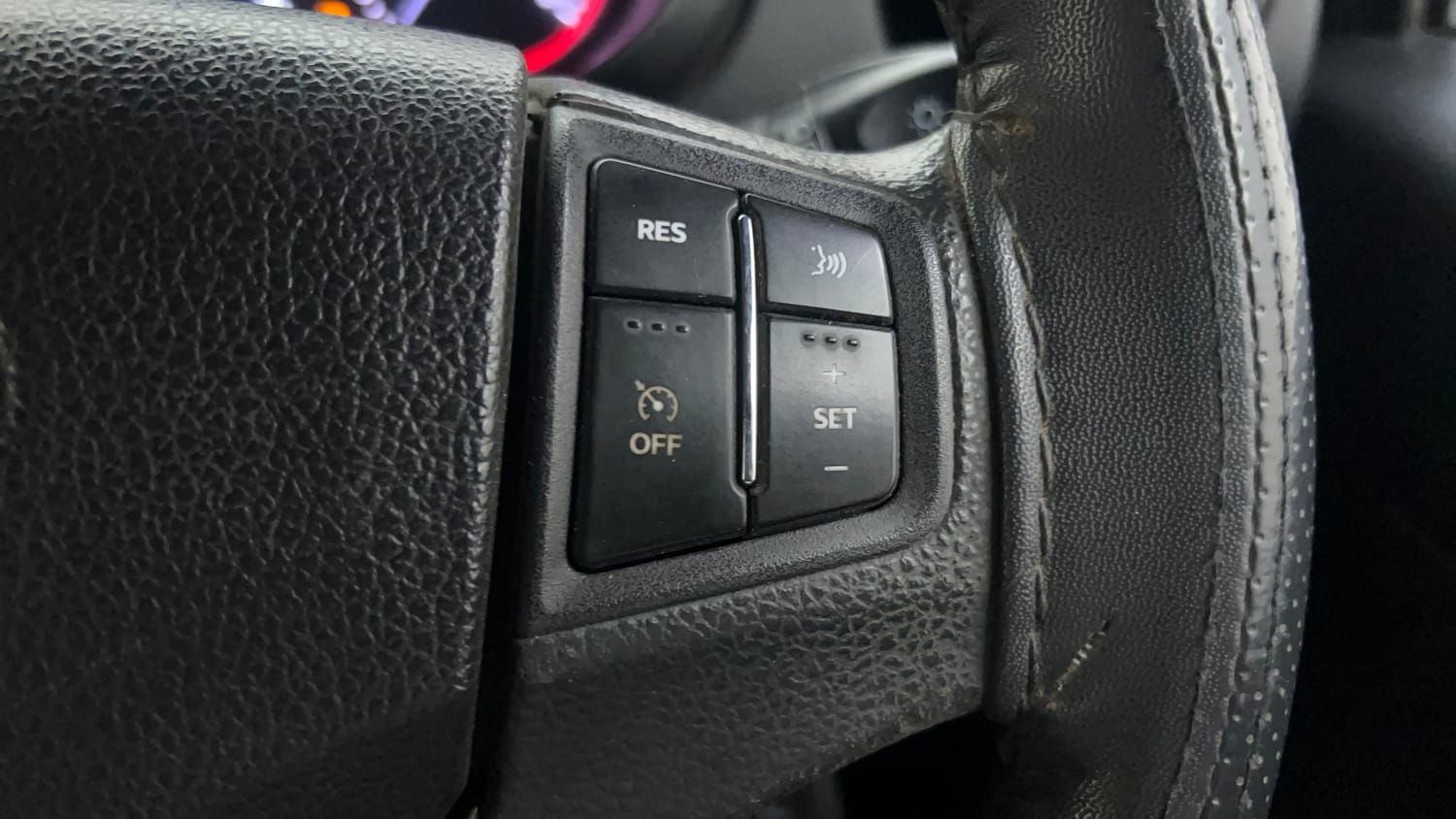 Used 2021 mahindra Thar LX Hard Top Diesel AT 4WD Diesel Automatic top_features Cruise control