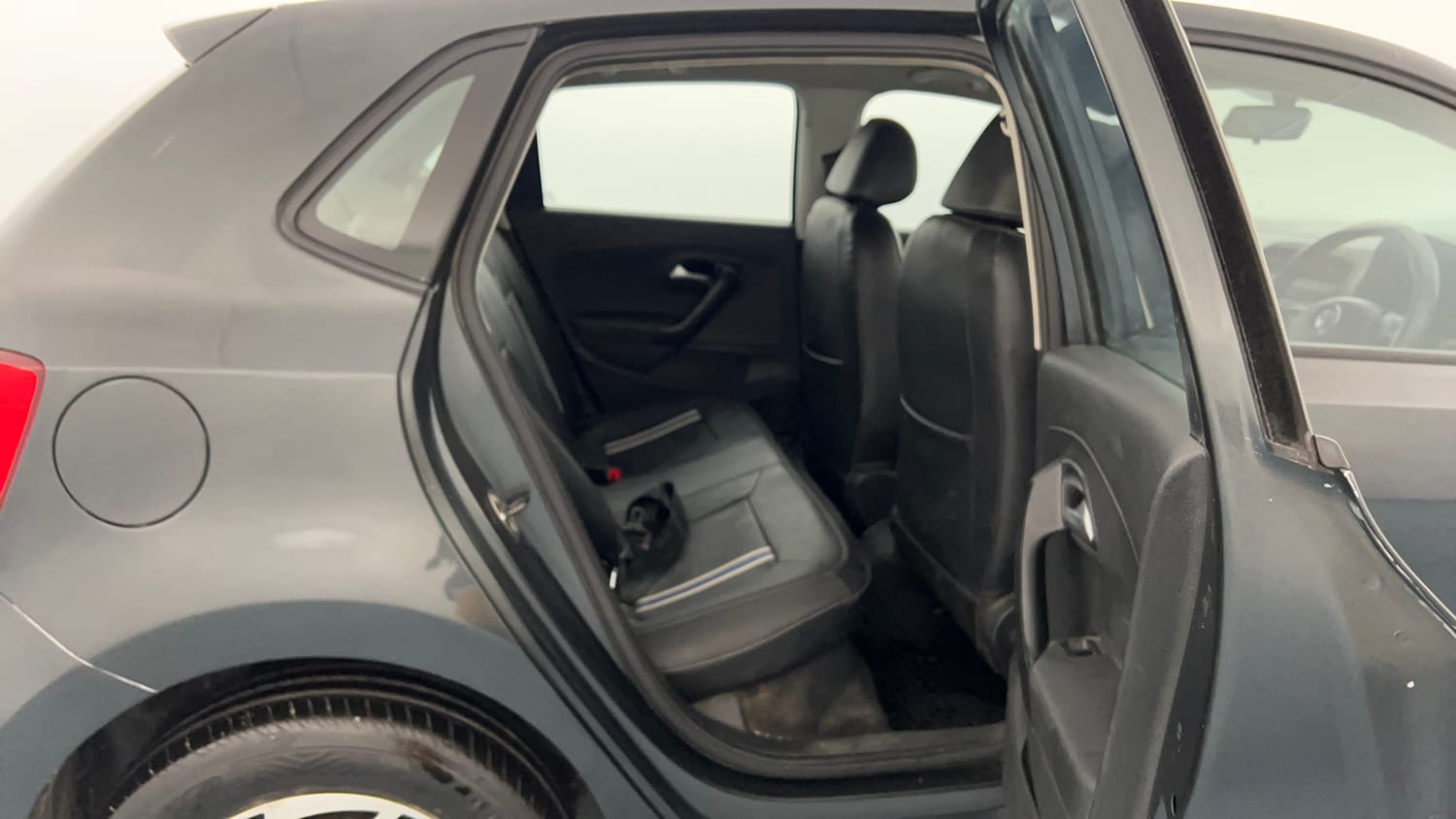 Used 2020 Volkswagen Polo Comfortline 1.0L (P) Petrol Manual interior RIGHT SIDE REAR DOOR CABIN VIEW
