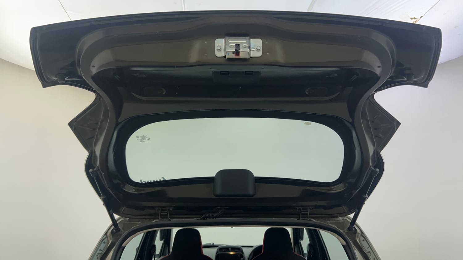 Used 2022 Renault Kwid RXT 1.0 (O) Petrol Manual interior DICKY DOOR OPEN VIEW