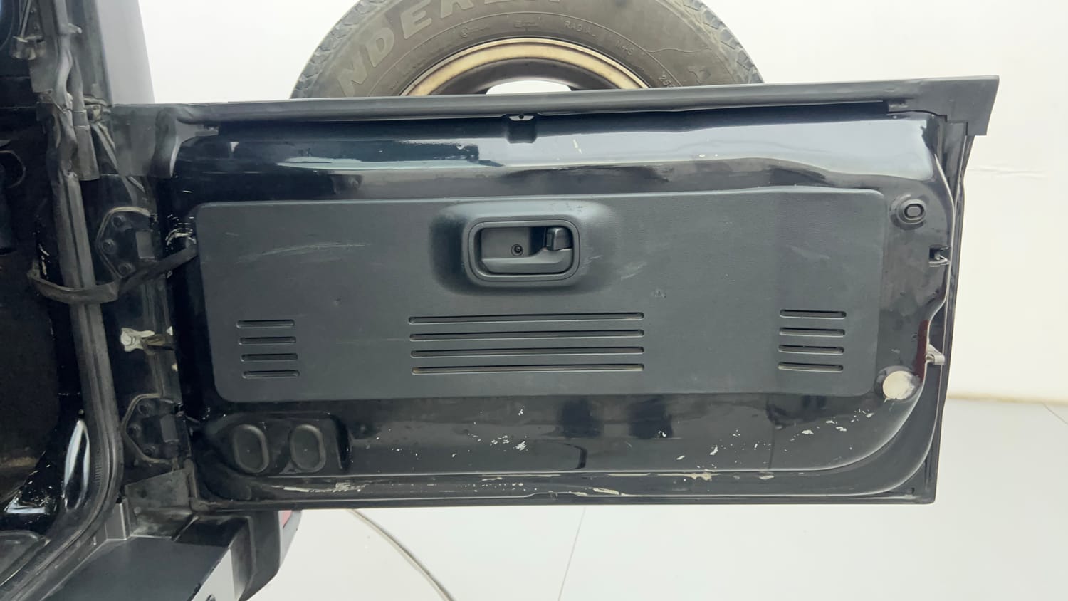 Used 2021 mahindra Thar LX Hard Top Diesel AT 4WD Diesel Automatic interior DICKY DOOR OPEN VIEW