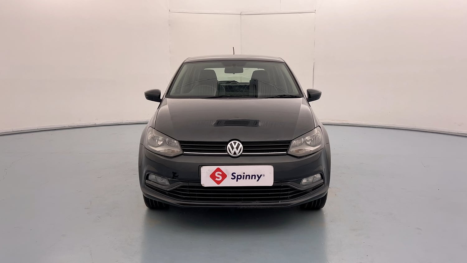 Used 2020 Volkswagen Polo Comfortline 1.0L (P) Petrol Manual exterior FRONT VIEW