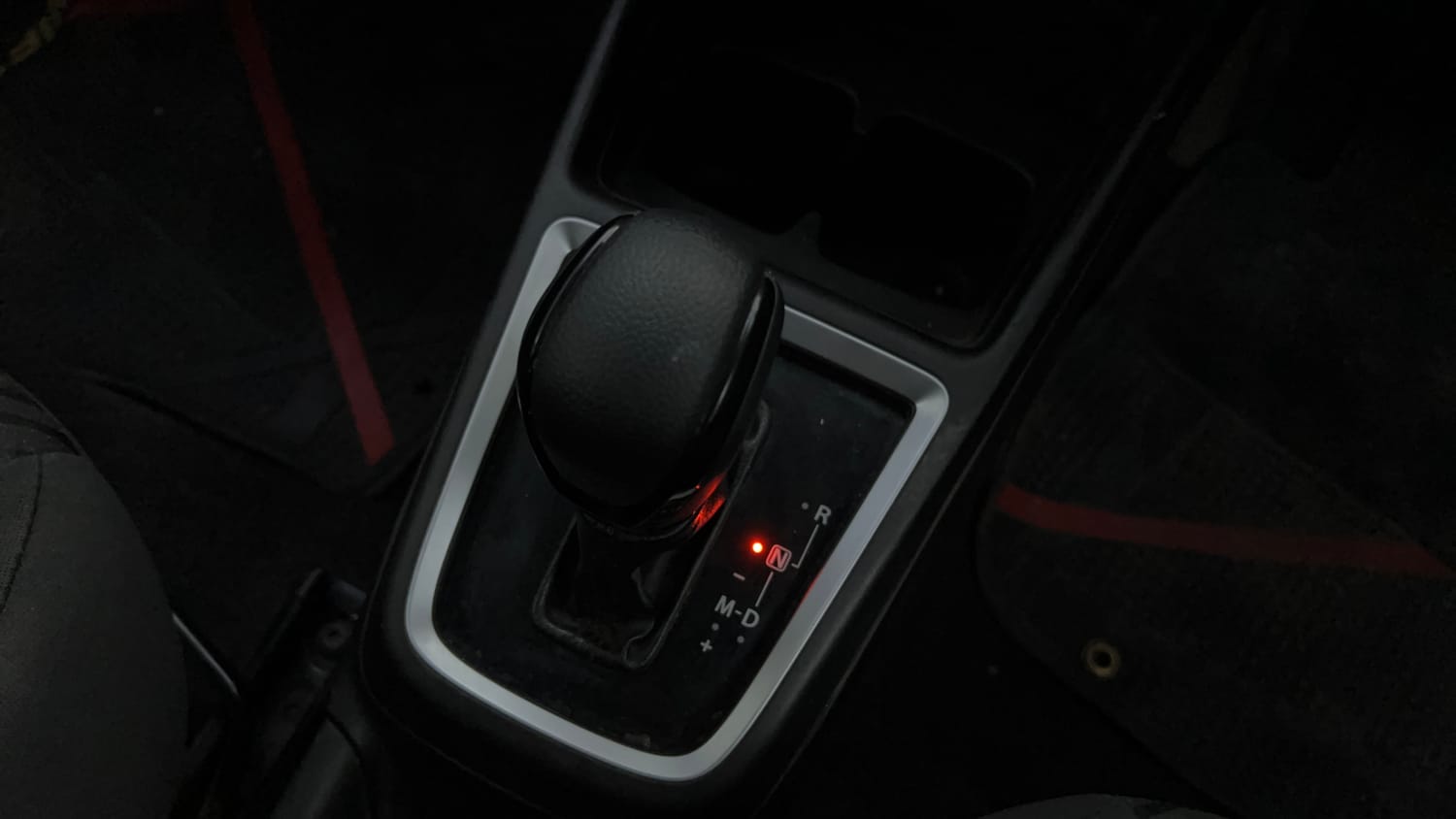 Used 2020 Maruti Suzuki Swift ZXi AMT Petrol Automatic interior GEAR  KNOB VIEW