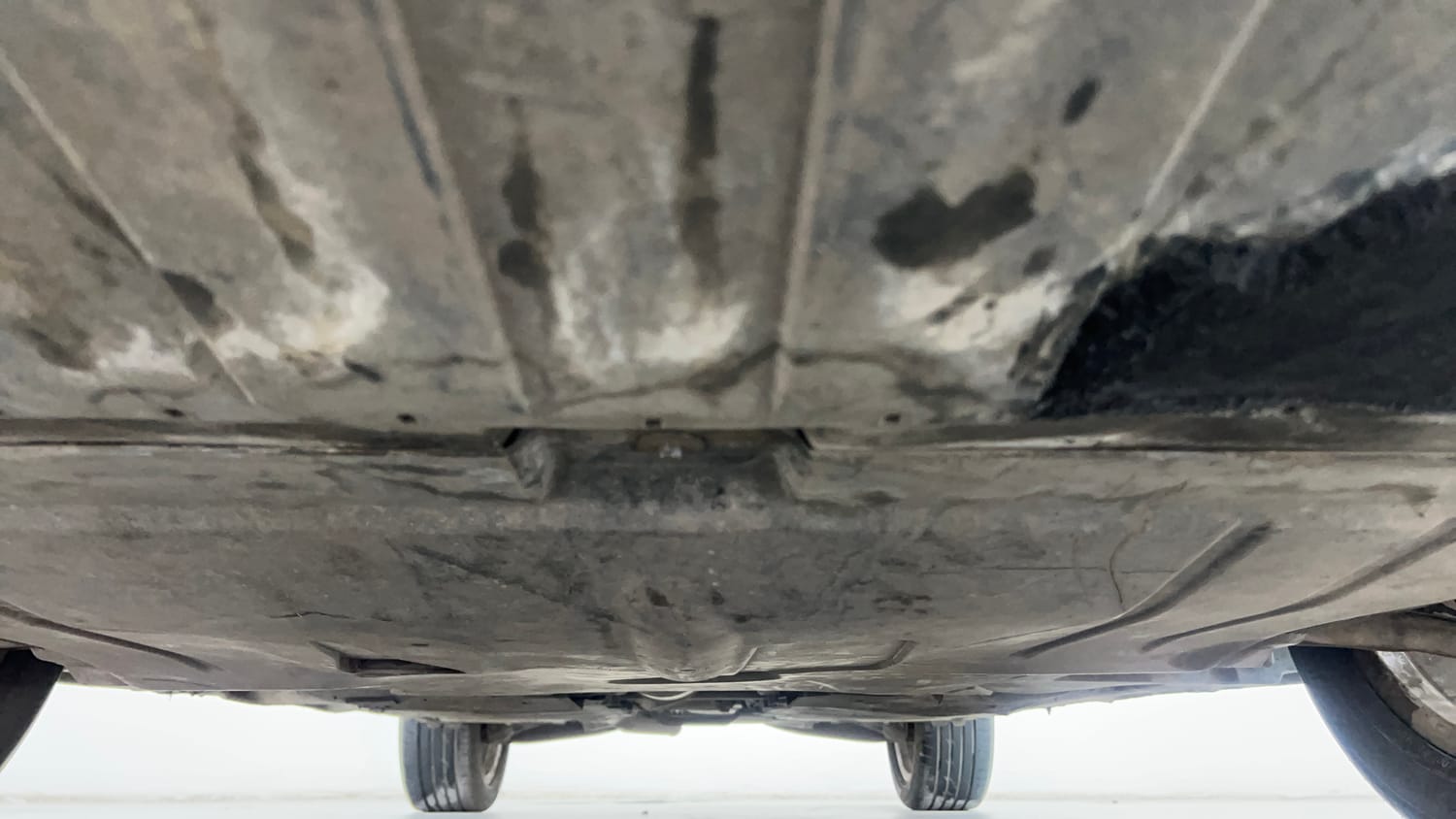 Used 2016 Mercedes-Benz GLA 200 CDI Sport Diesel Automatic extra FRONT LEFT UNDERBODY VIEW