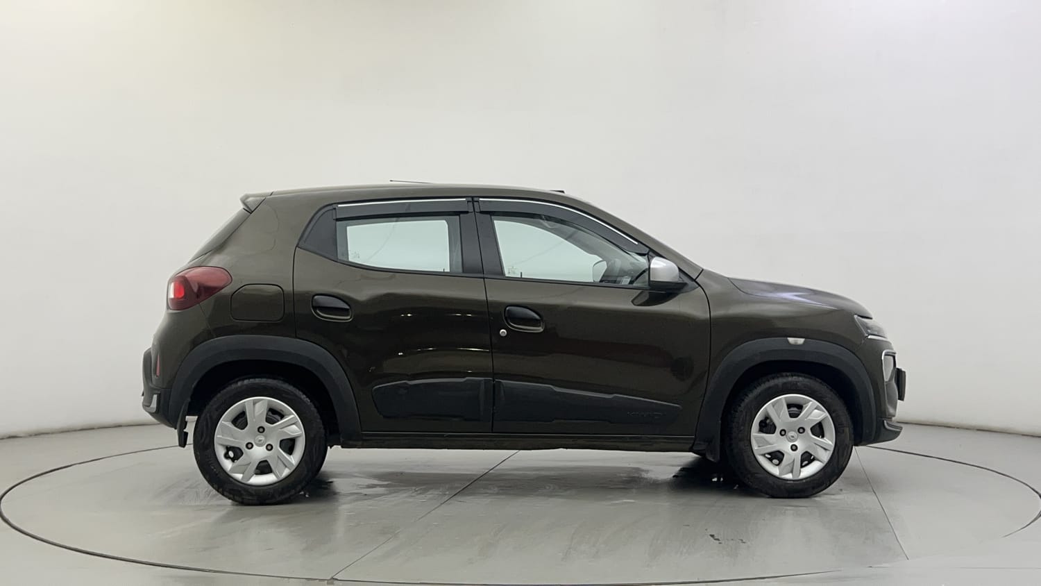 Used 2022 Renault Kwid RXT 1.0 (O) Petrol Manual exterior RIGHT SIDE VIEW